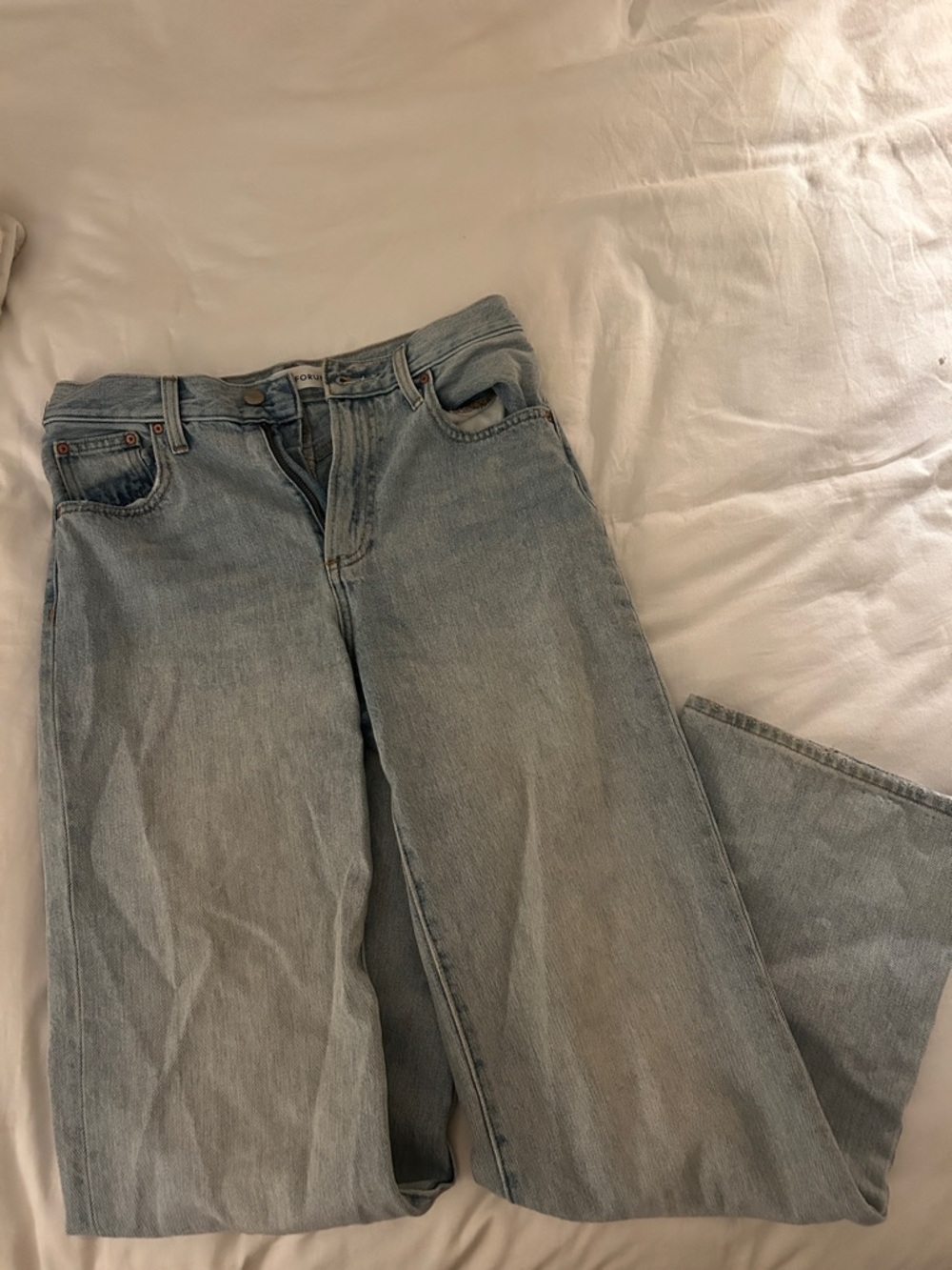 Aritzia High-Rise Wide Leg Light Wash Jeans